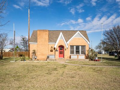 402 W Market St, Mabank, TX, 75147