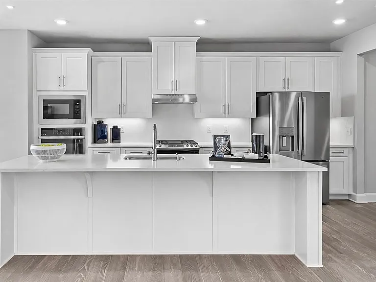 116 Crab Apple Way — Photo 3