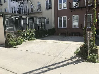 Rented by Virtual Real Estate