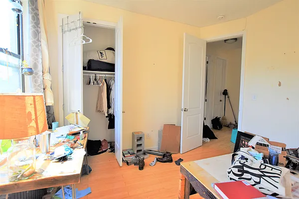 Rented by Clove Realty LLC | media 35