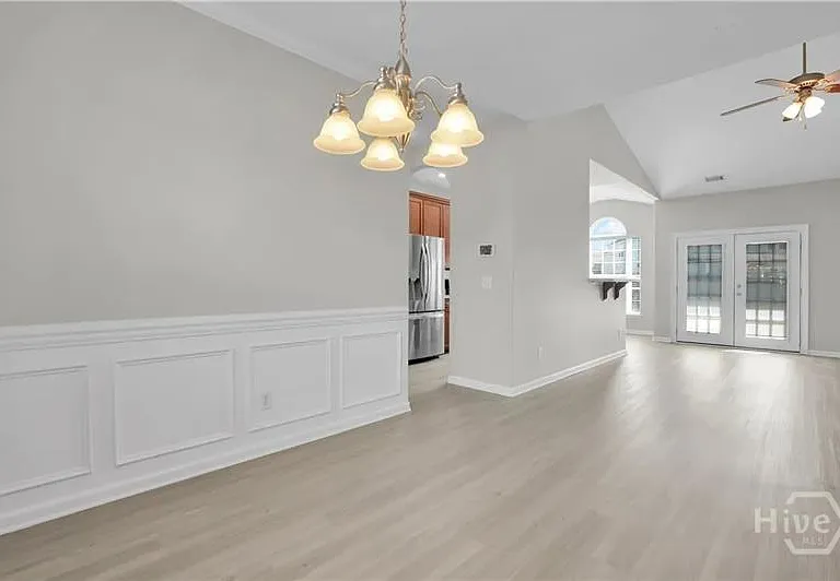 218 Willow Point Ln — Photo 32