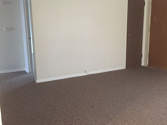 3rd image of 552 N Princeton Ave