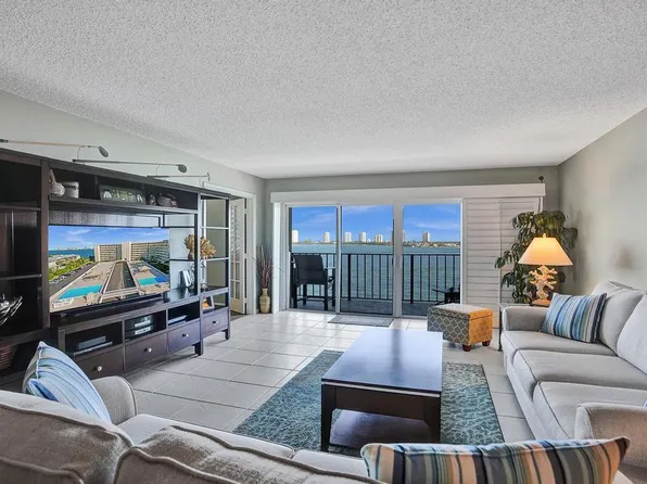 801 Lake Shore Drive #707, Lake Park, FL 33403