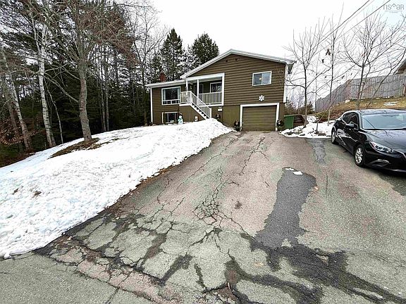 2nd image of 102 Elizabeth Ave