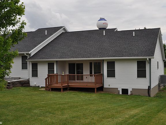 5th image of 305 Wiebers Ave Unit A