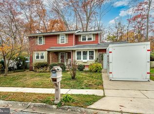 112 Woodring Ln, Newark, DE 19702