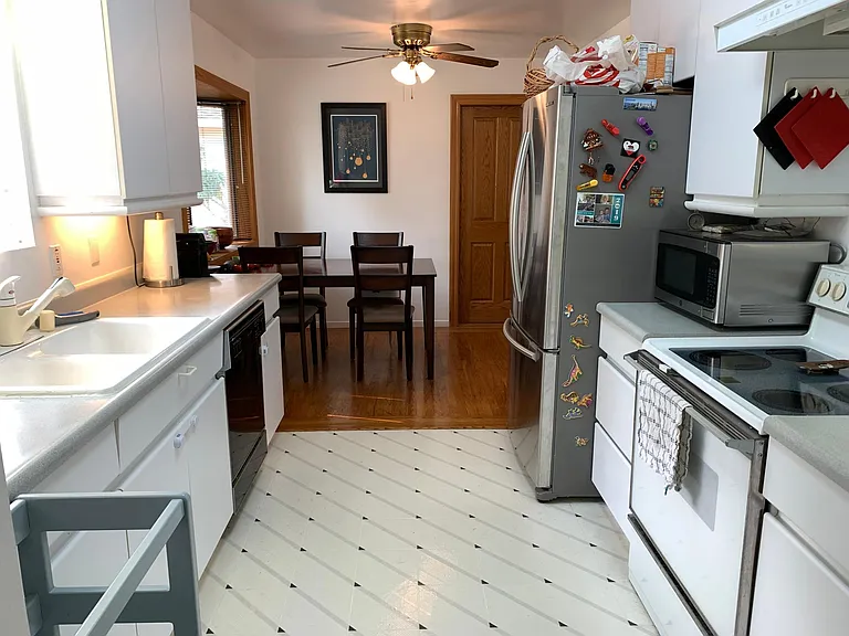 891 Mango Ave — Photo 4