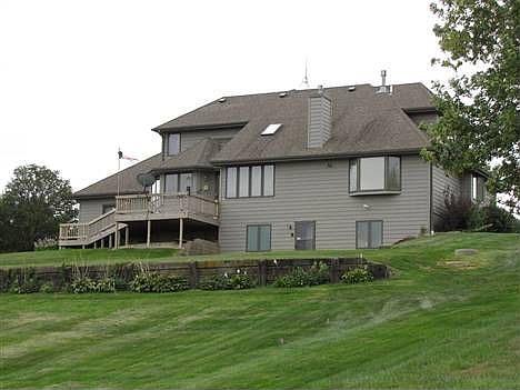 2nd image of 5501 Wild Rose Ln
