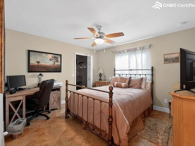 Bedroom 2-2