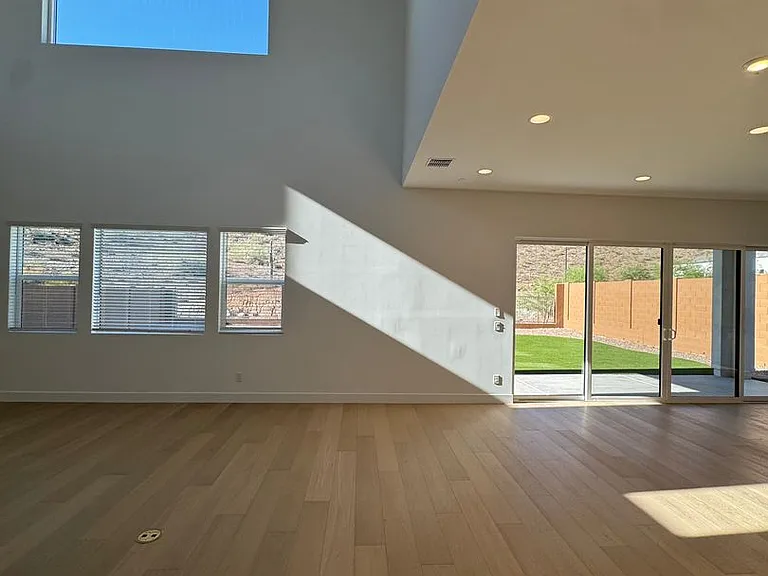 7326 W Running Deer Trl — Photo 44