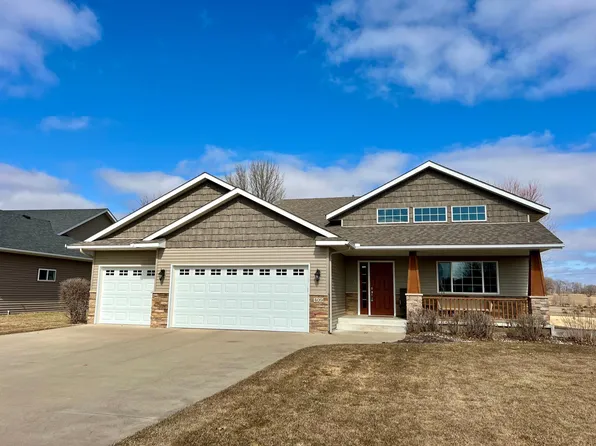 409 Jasmine Ln, Saint Joseph, MN 56374