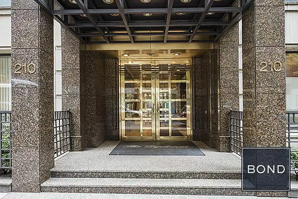 Rented by Bond New York | media 31