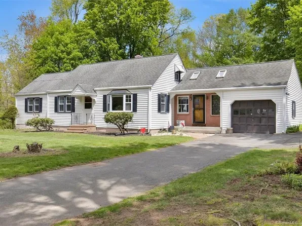 120 Spring Road, North Haven, CT 06473