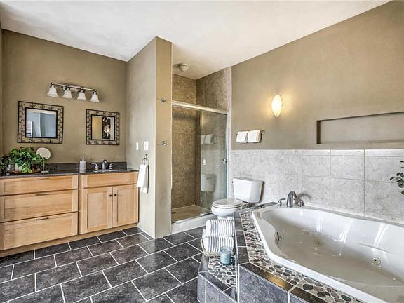 5th image of 6047 Westminster Pl