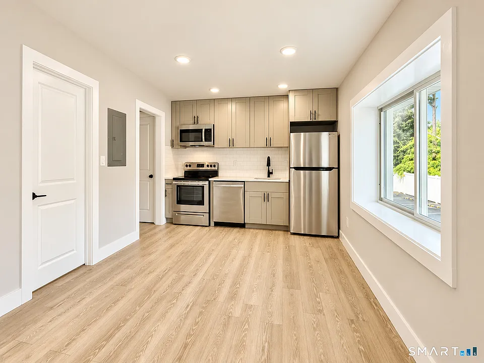 107 S Main St #2