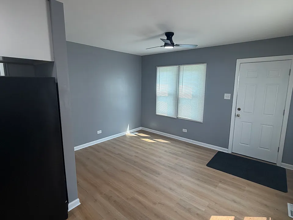 2951 E 138th Pl