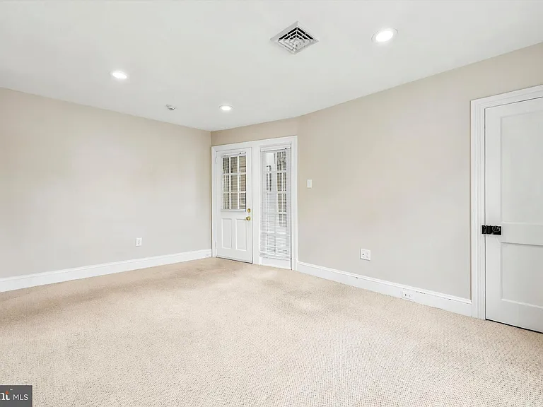 304 King Of Prussia Rd #2A — Photo 5
