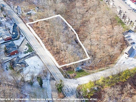 5th image of 40 Crane Ave