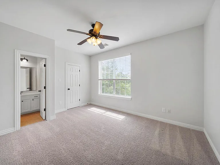 5430 Tyler Park Ln — Photo 28