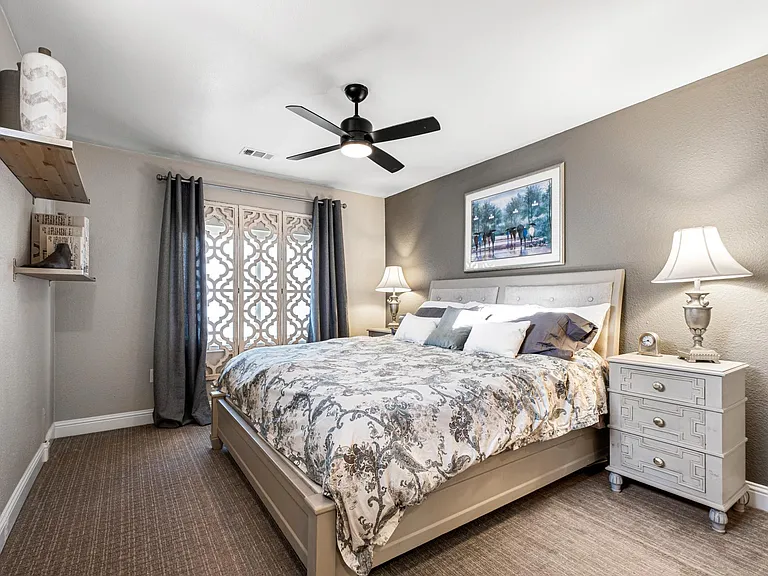 5560 E Thrill Pl — Photo 17