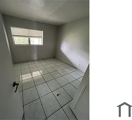 7601 SW 10th Ct #2 — Photo 11