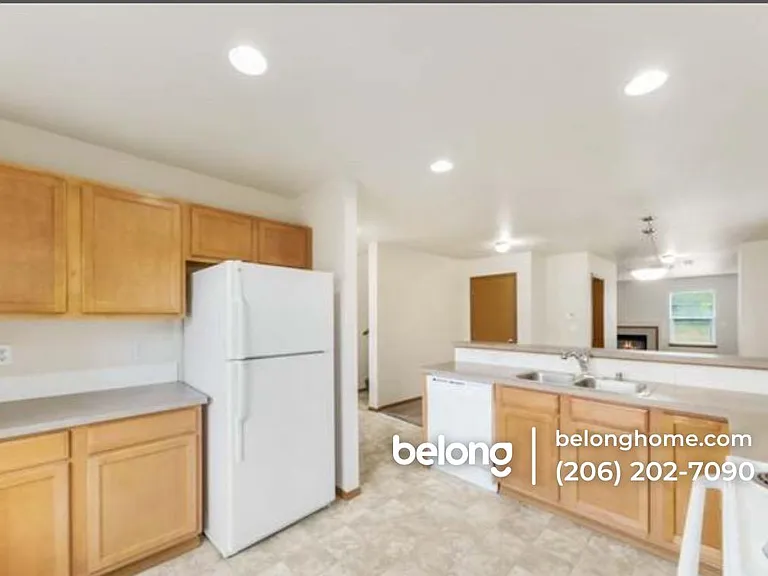 14818 36th Avenue Ct E #2 — Photo 2