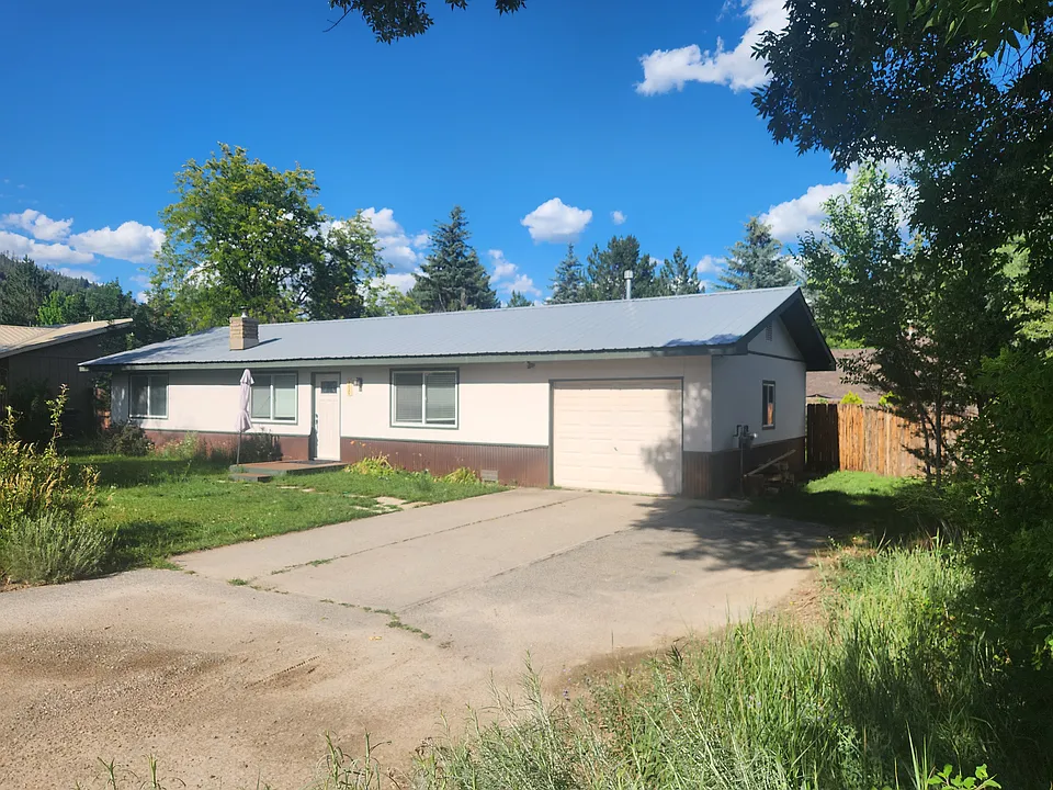150 Hermosa Dr
