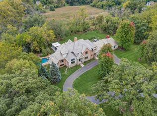 6 Jacqueline Ln, Barrington Hills, IL 60021