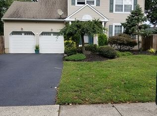 221 Grant Ave, Piscataway, NJ