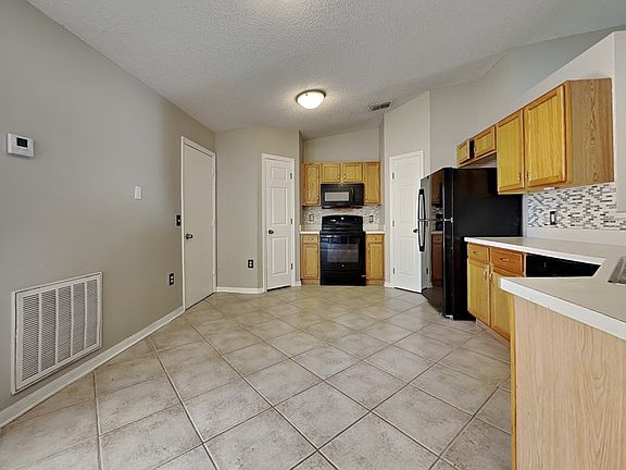 5th image of 6908 Waterbrook Ct
