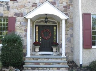 2261 5th Ave, Hammonton, NJ 08037