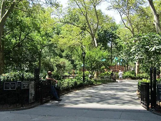 Rented by JSG Realty Corp | media 26