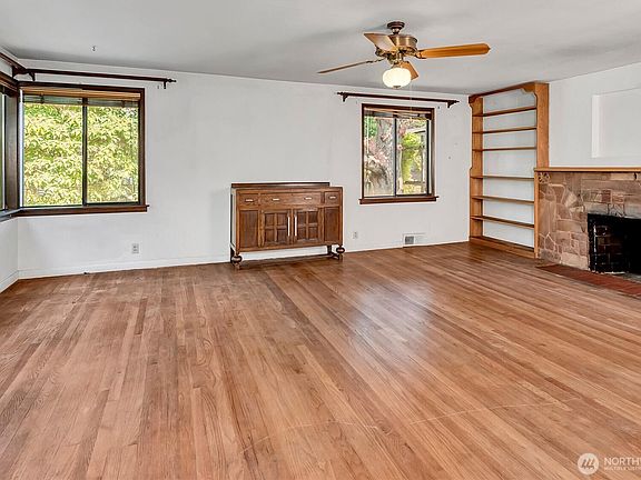 5th image of 16260 14th Avenue NE