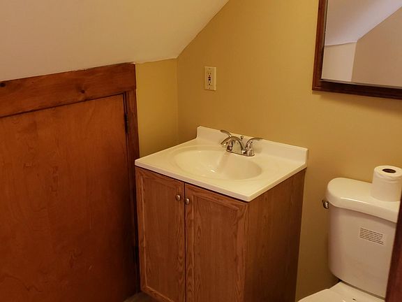 5th image of 1481 Wayne Ave #Up