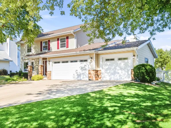 412 Bonnie Rd, Cottage Grove, WI 53527