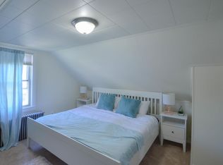 35 Clemente Dr ROOM 4, East Greenwich, RI 02818