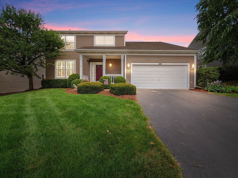 1st image of 644 Oakwood Ln