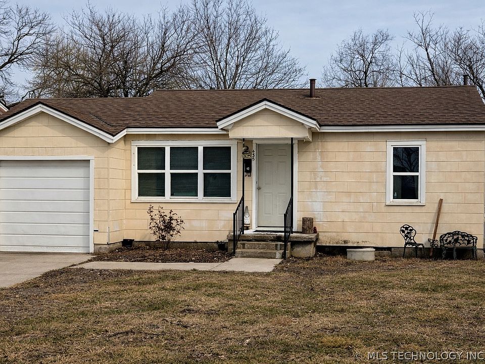 1st image of 435 S Maple St