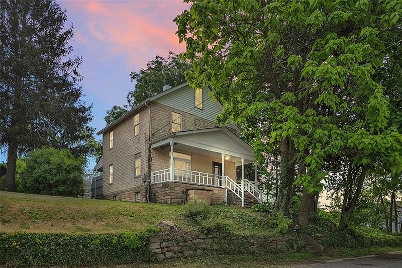 1161 Rosannah St, Ellwood City, PA 16117 MLS 1609532 Zillow