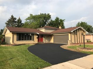 821 E 192nd St, Glenwood, IL