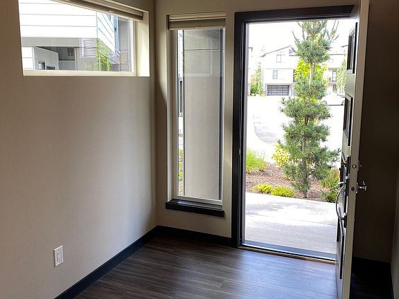 2nd image of 1814 178th St SW