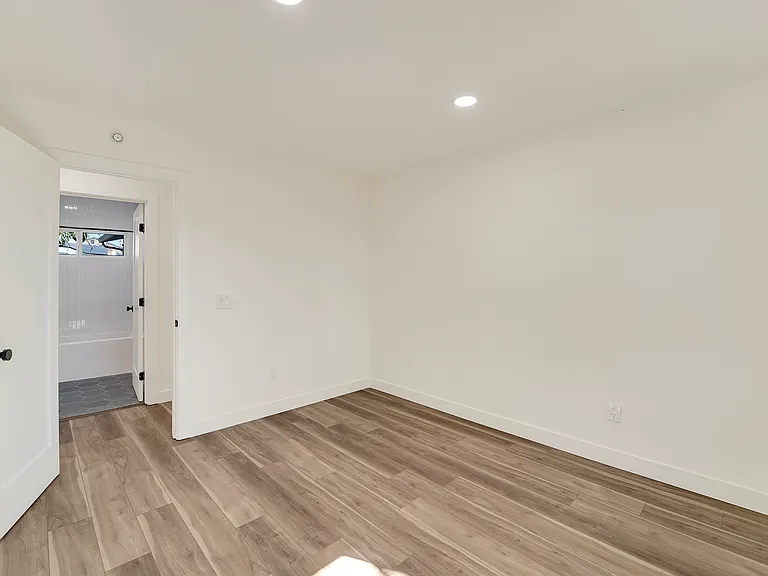 1502 Coolidge St — Photo 43