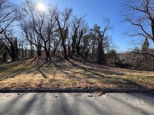 Linville Rd, Mount Airy, NC 27030