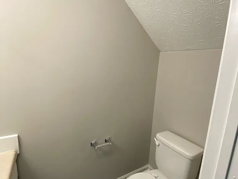 176 Smith Ave #A — Photo 6