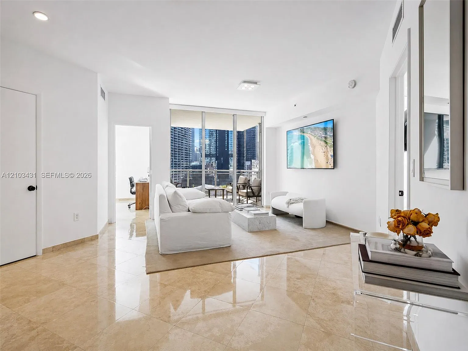 Wind Condo — Photo 3