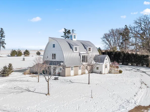 W1996 50th Ave, Maiden Rock, WI 54769