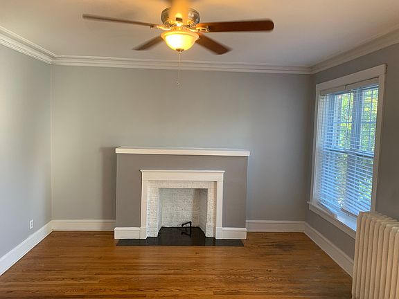 2nd image of 6442 N Bosworth Ave #3