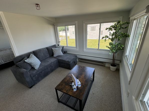 14 Purtill Ave #18