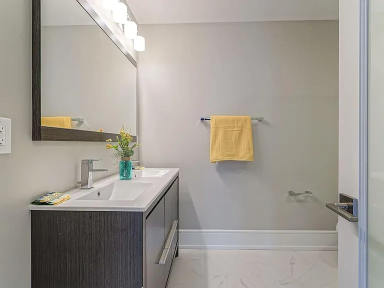 1006 S 17th St #B — Photo 14