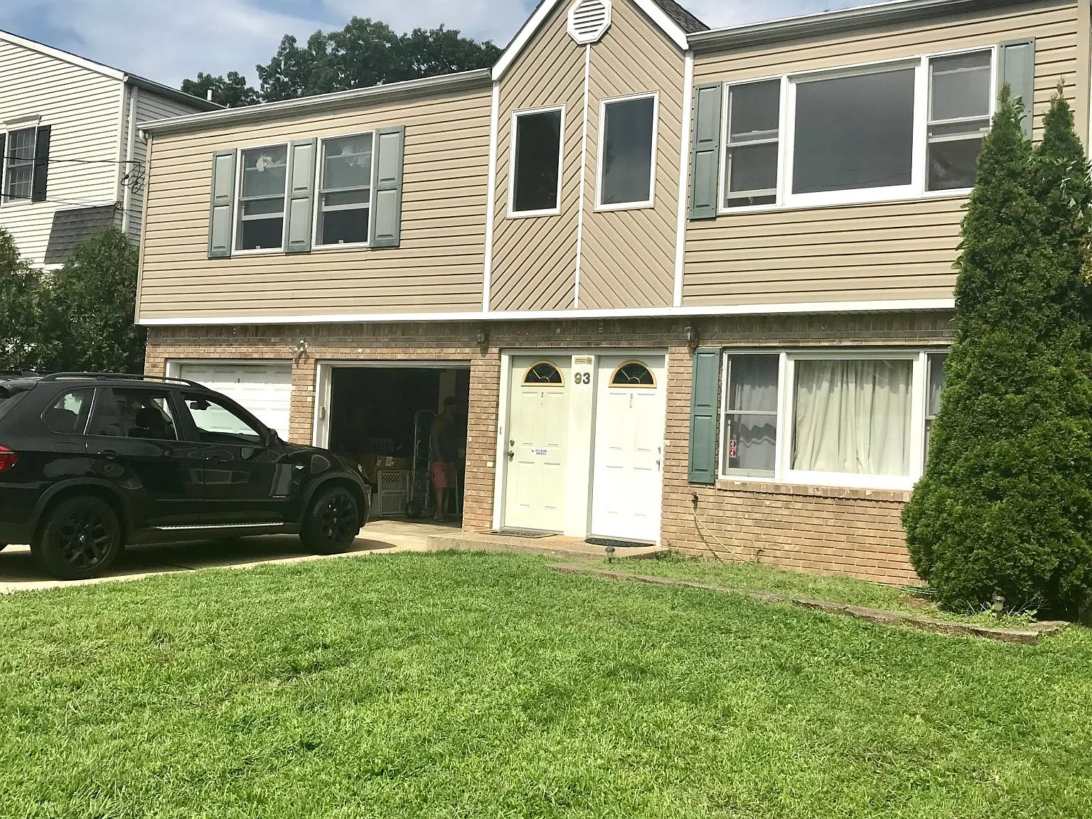 93 Terrace Ave — Photo 1